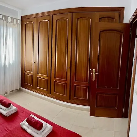 Sun Paradise Beach, Wifi, Sea Views, And Pool